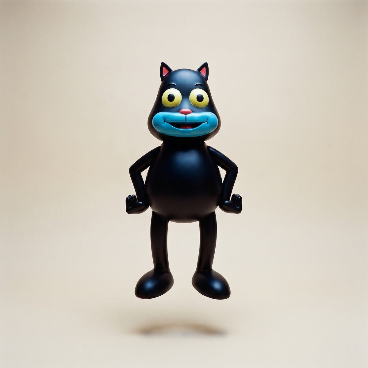 DABSMYLA Cosmic Cat Vinyl Art Figure – Black, Limited Edition