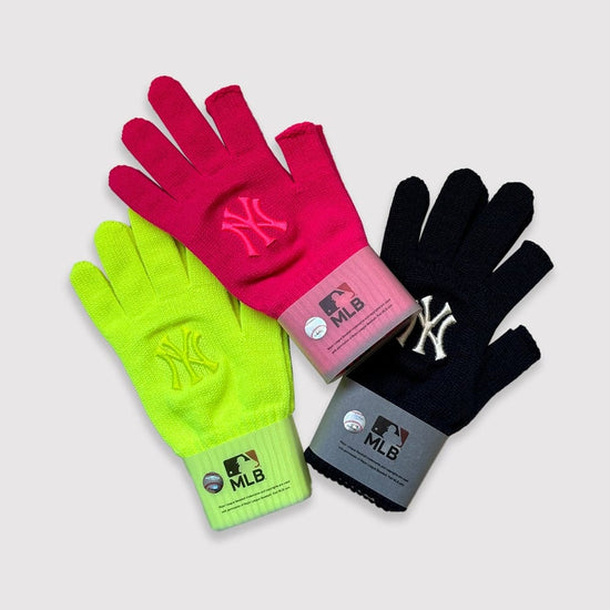 MLB NEWYORK YANKEES Knitted Glove - Hunt Tokyo
